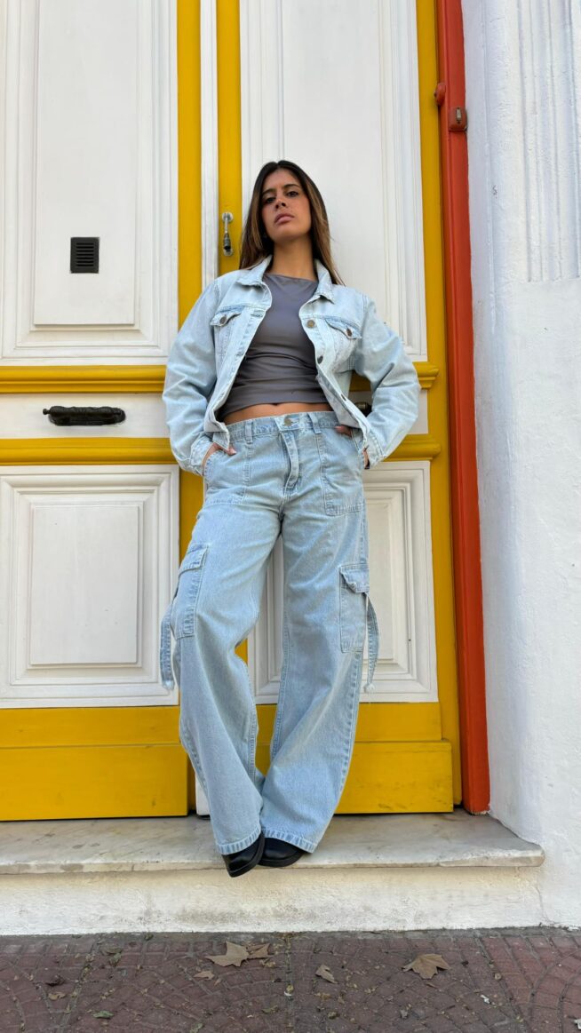 Jeans Cargo Rígido - Celeste